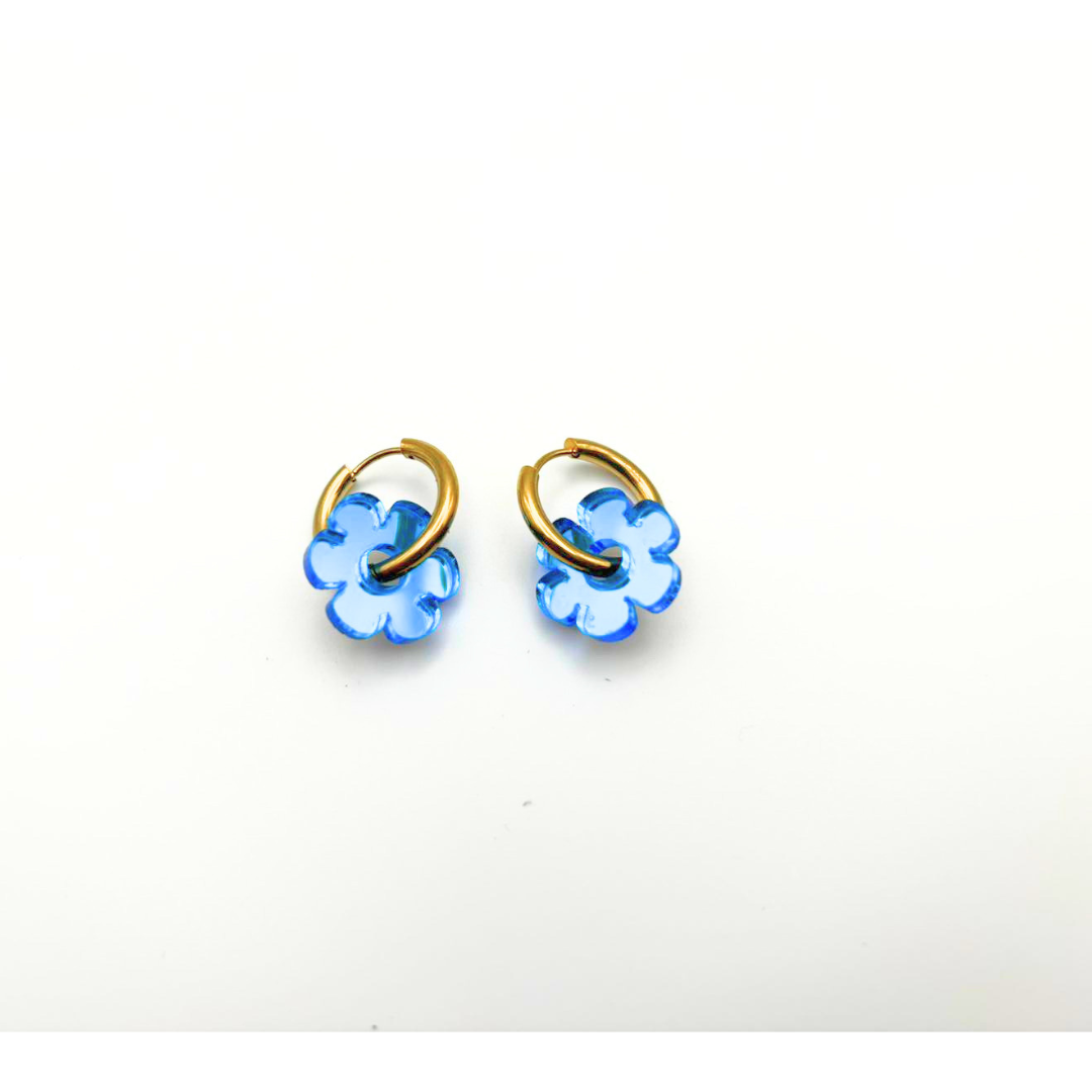 flor con aro azul 1