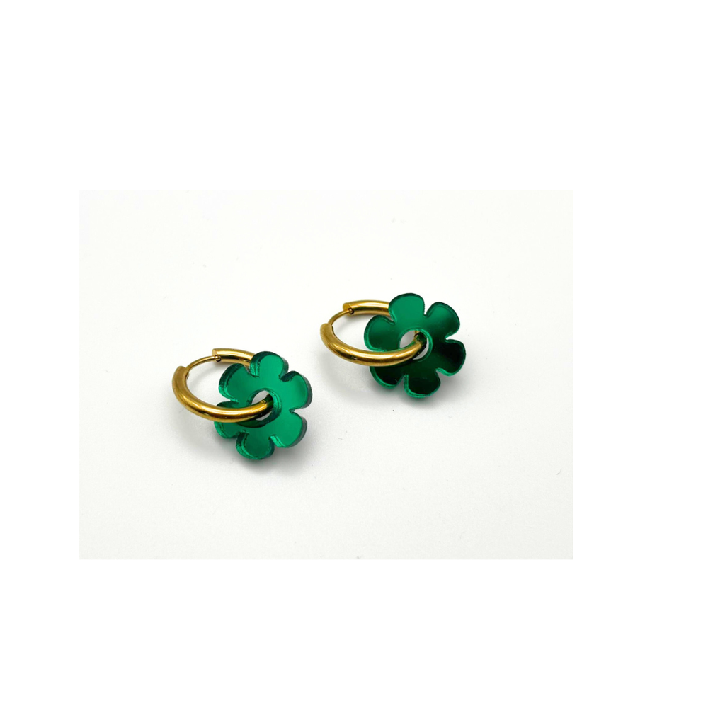 flor con aro verde 2